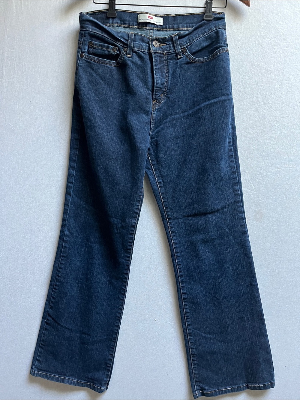 Levi's Women's 512 Perfectly Slimming Bootcut Jeans Dark Blue Stretch 28